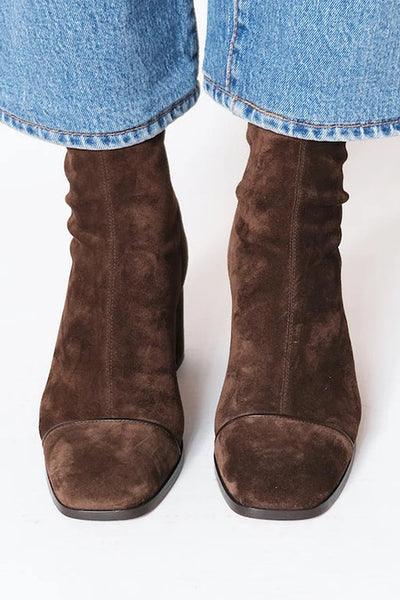 VICTORIA | Square Toed Heeled Boots