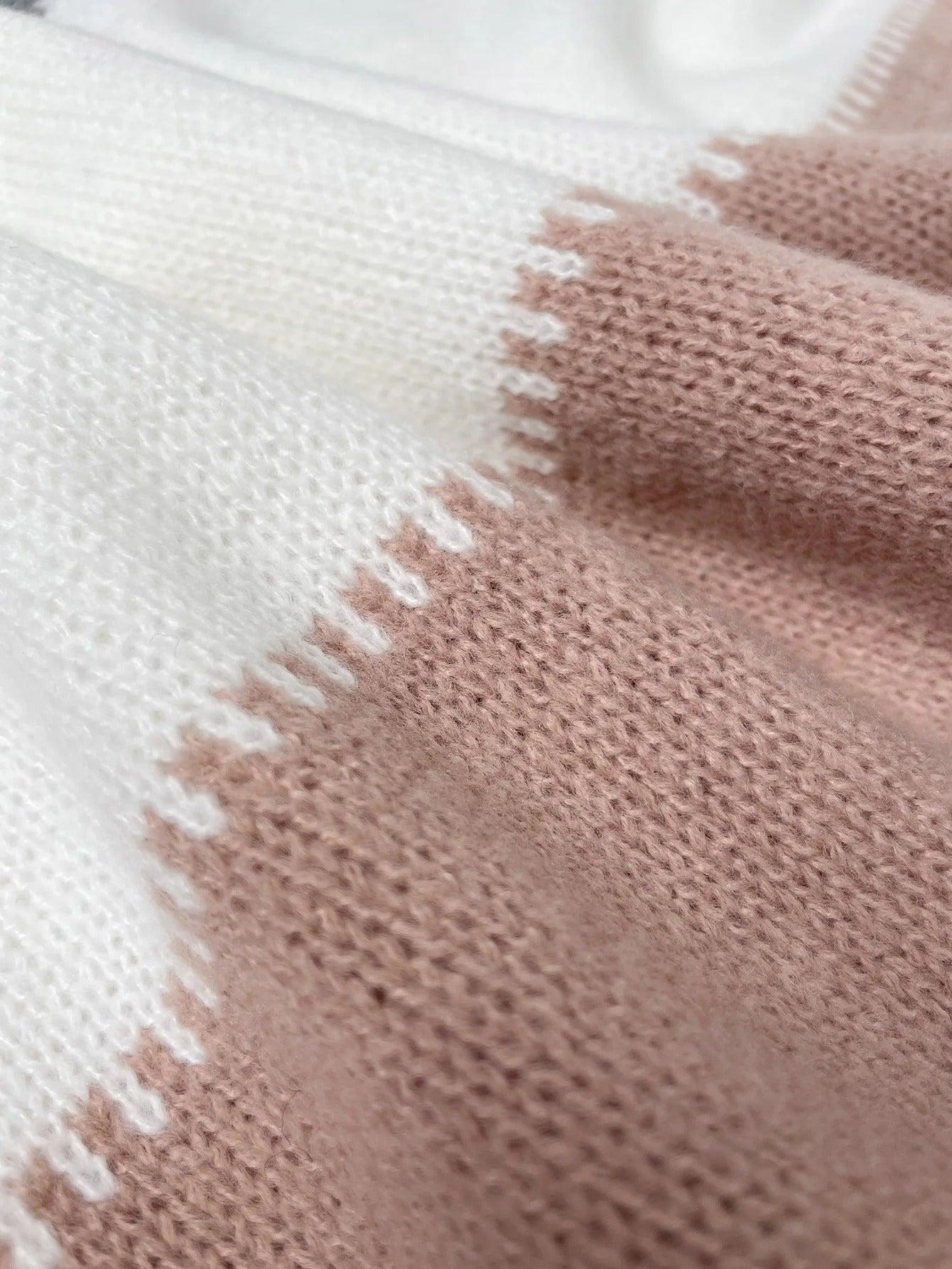 Filomena | Modern Comfortable Pullover