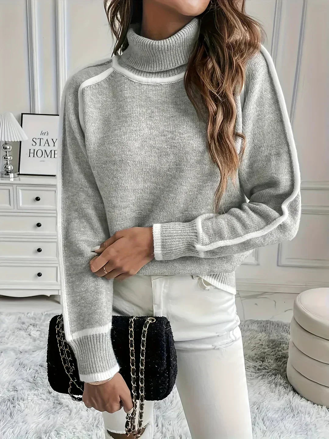 Fiora | Sweet jumper with high collar