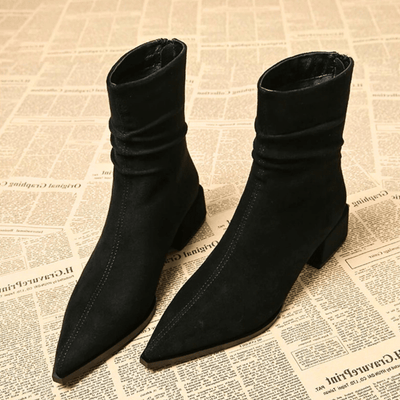 VALERIA | Chic Pointed Toe Boots