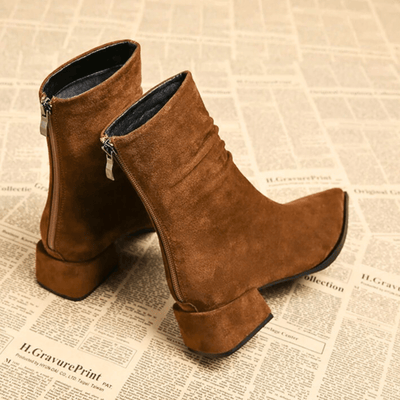 VALERIA | Chic Pointed Toe Boots